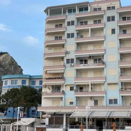 As 4 * Durres